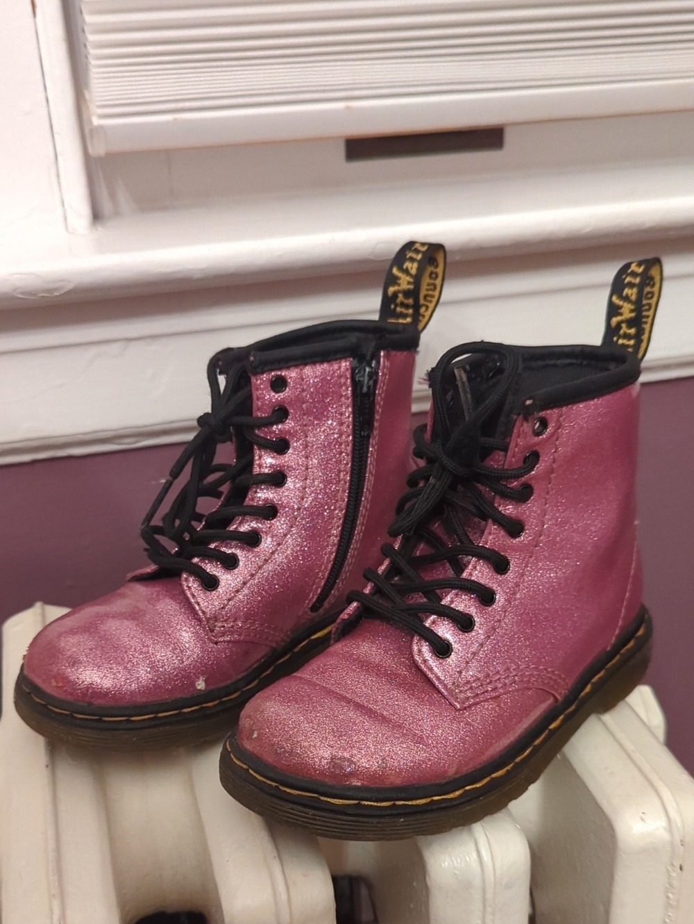 Dr. Martens Toddler Pink Glitter Lace-Up Combat Boots Size 9